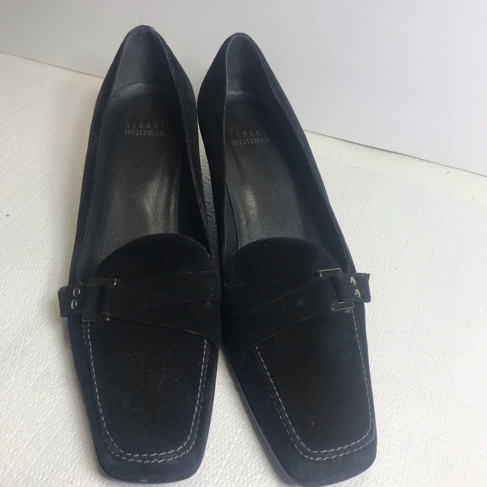 Stuart Weitzman  kitty heel black suede pump